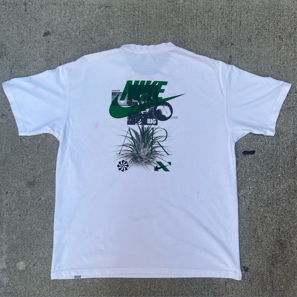 Nike graphic tee